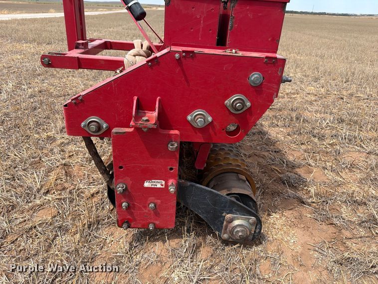 image for item EW8740 Landed SSBP8 no-till seeder