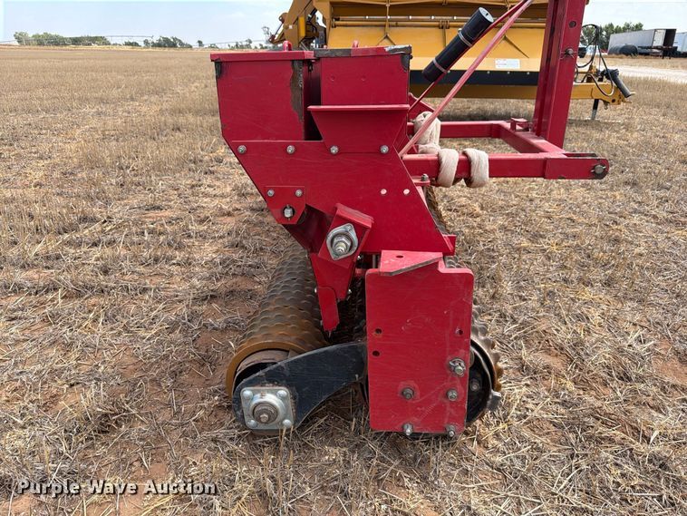 image for item EW8740 Landed SSBP8 no-till seeder