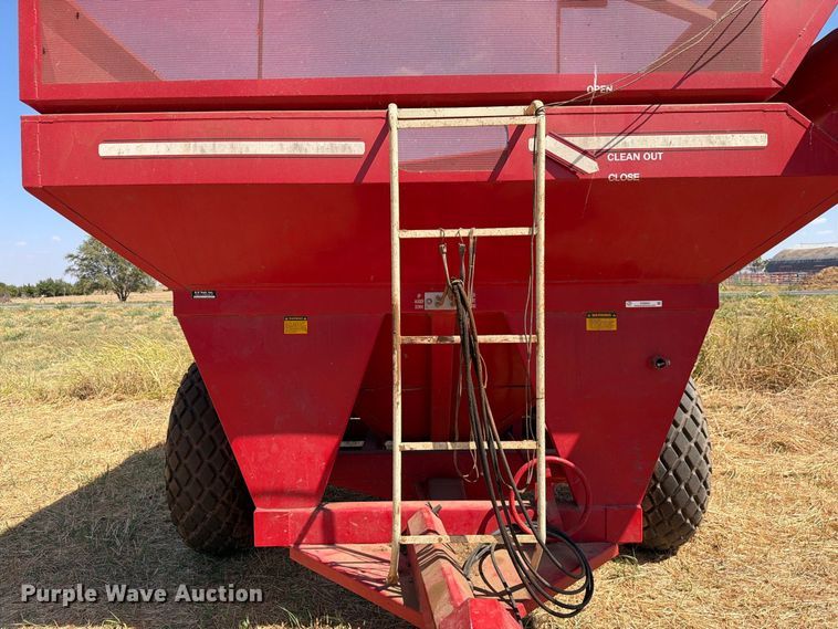 image for item EW8835 EZ trail 510 grain cart