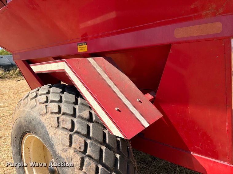 image for item EW8835 EZ trail 510 grain cart