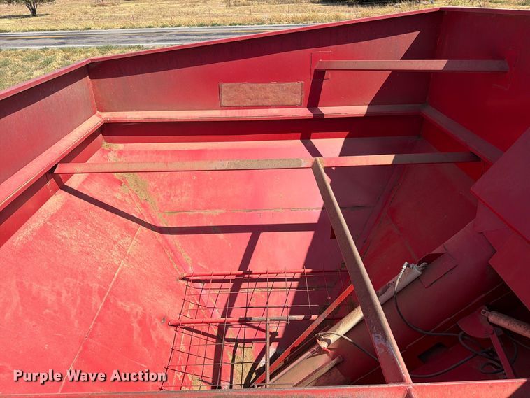 image for item EW8835 EZ trail 510 grain cart