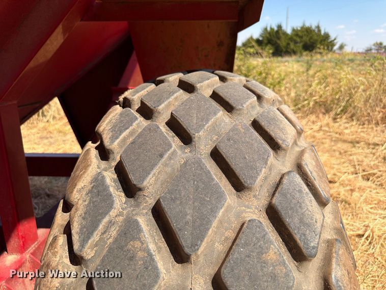 image for item EW8835 EZ trail 510 grain cart