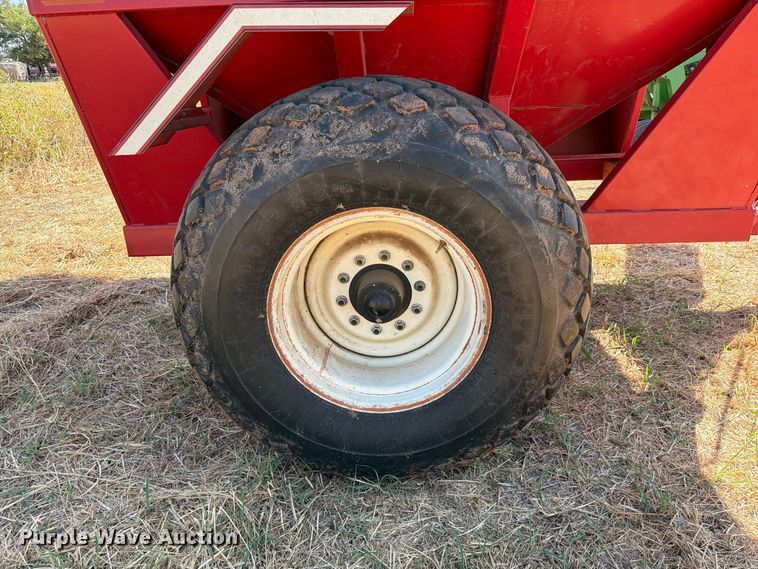 image for item EW8835 EZ trail 510 grain cart