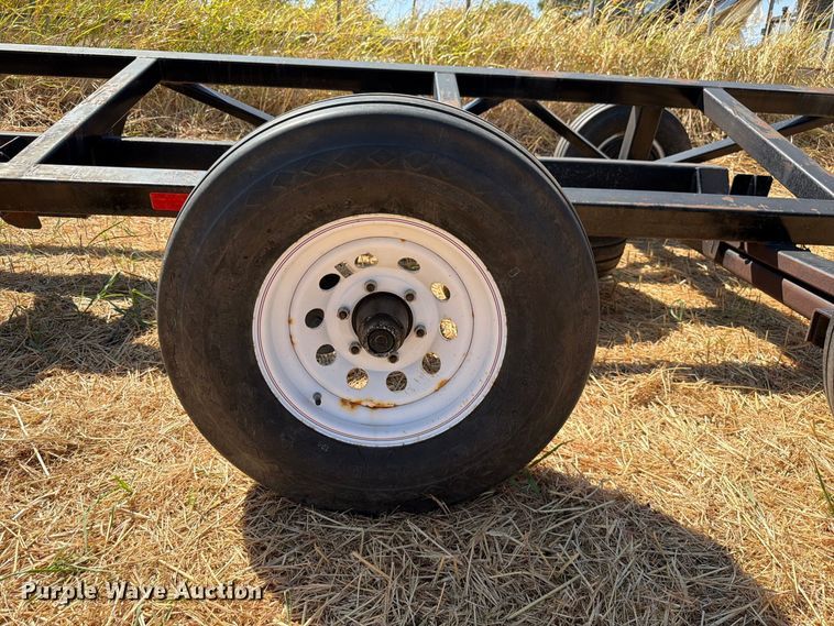 image for item EW8837 2004 Maurer Manufacturing header trailer