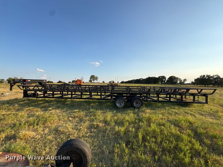 image for item EX0028 Industrias America 20X4 hay bale trailer