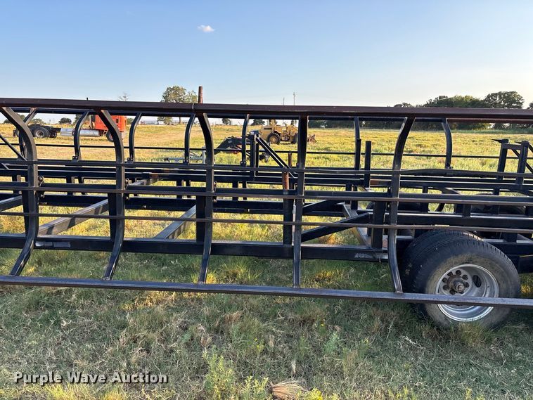 image for item EX0028 Industrias America 20X4 hay bale trailer