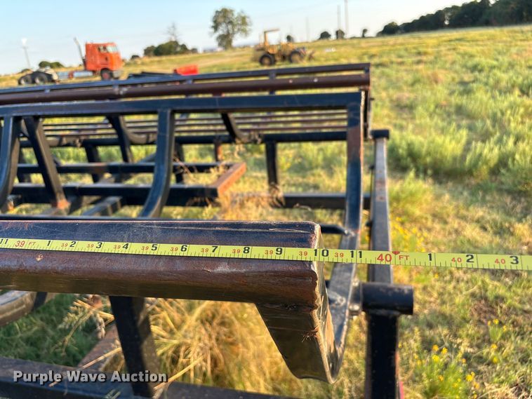 image for item EX0028 Industrias America 20X4 hay bale trailer