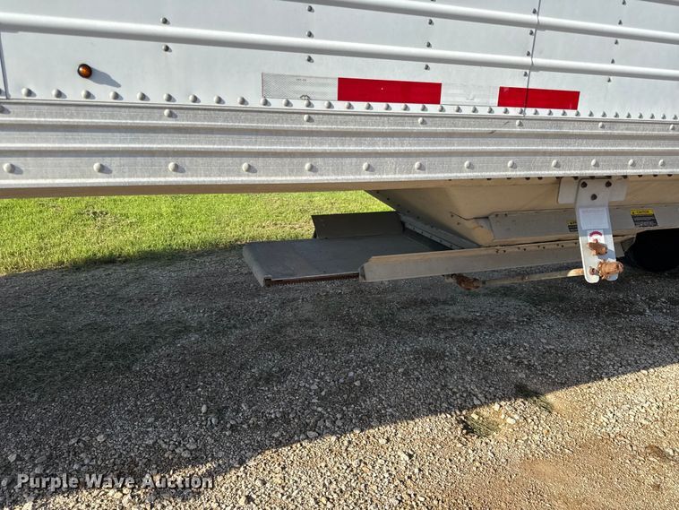 image for item EX2018 2016 Timpte grain trailer
