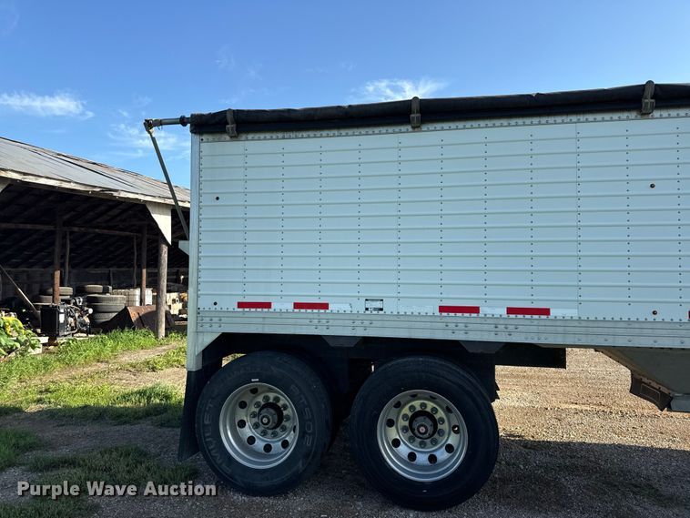image for item EX2018 2016 Timpte grain trailer