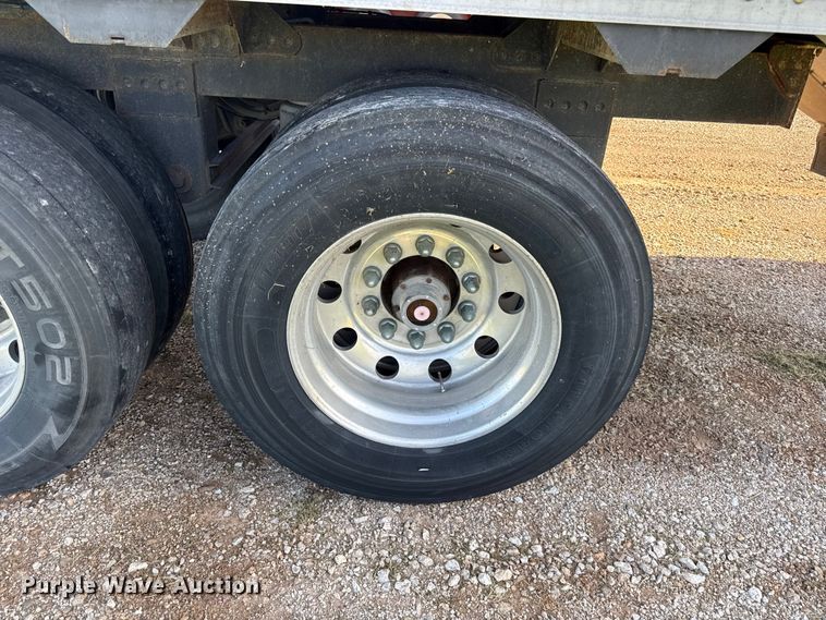 image for item EX2018 2016 Timpte grain trailer