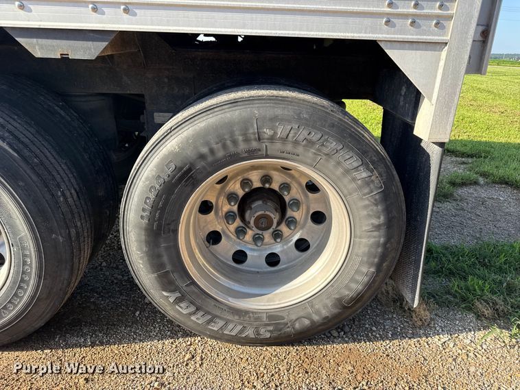 image for item EX2018 2016 Timpte grain trailer