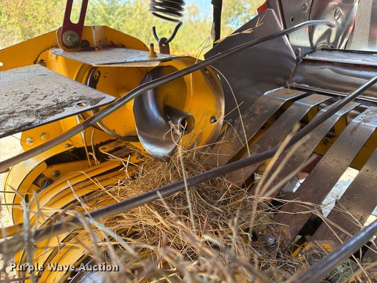 image for item EX4144 New Holland BR750A round baler