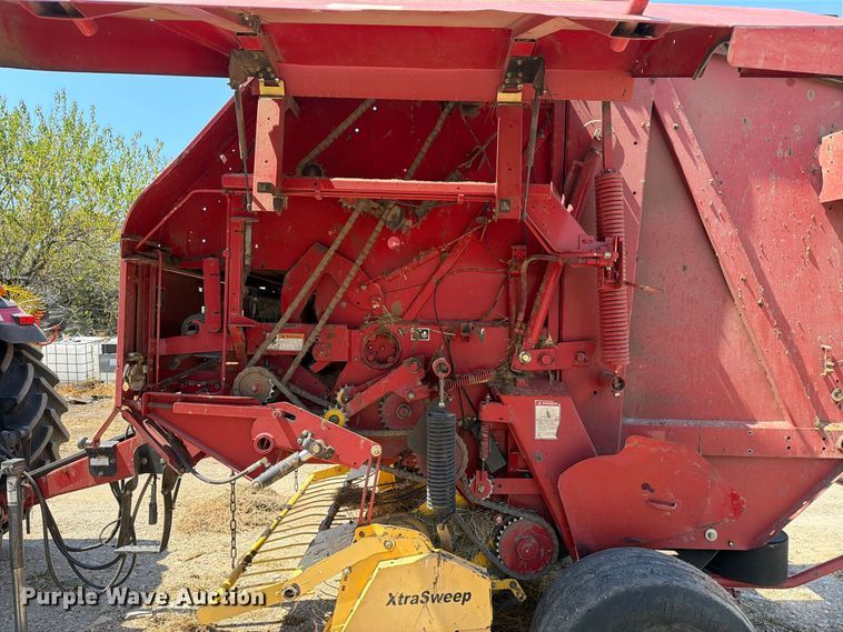 image for item EX4144 New Holland BR750A round baler