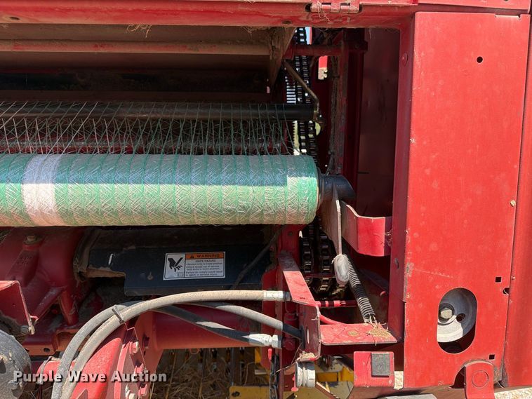 image for item EX4144 New Holland BR750A round baler