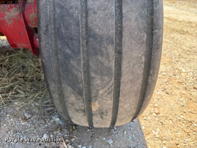 image for item EX4144 New Holland BR750A round baler