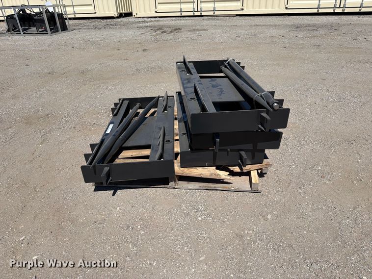 image for item EX4218 Skid steer bale spear
