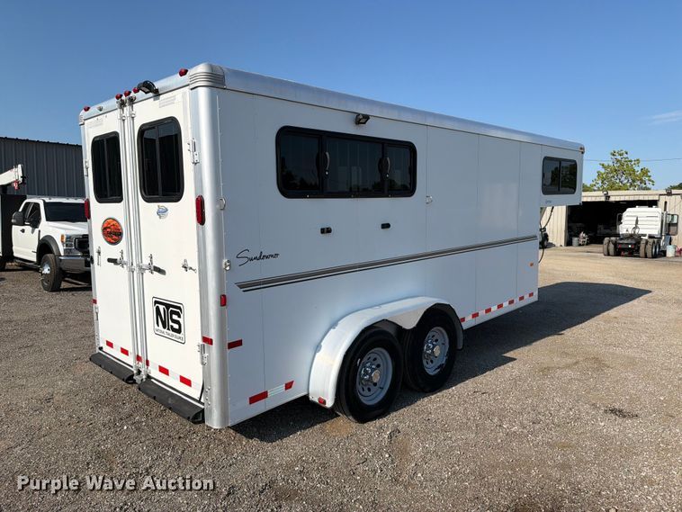 image for item FB5047 2012 Sundowner Sportman horse trailer