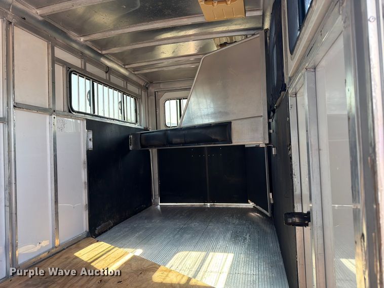 image for item FB5047 2012 Sundowner Sportman horse trailer