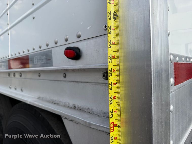 image for item FB5064 2015 Wilson Trailer DWH-550 grain trailer