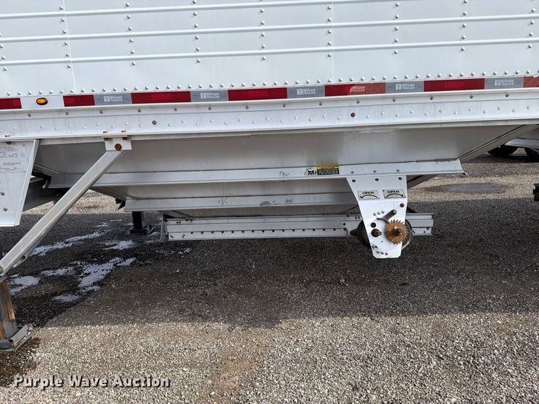 image for item FB5064 2015 Wilson Trailer DWH-550 grain trailer