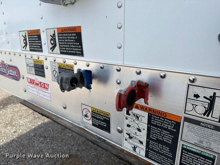 image for item FB5064 2015 Wilson Trailer DWH-550 grain trailer