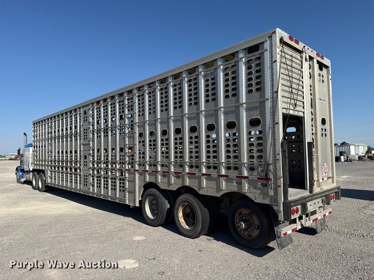 image for item FC4251 2014 Wilson Silver Star PSDCL-402P livestock trailer