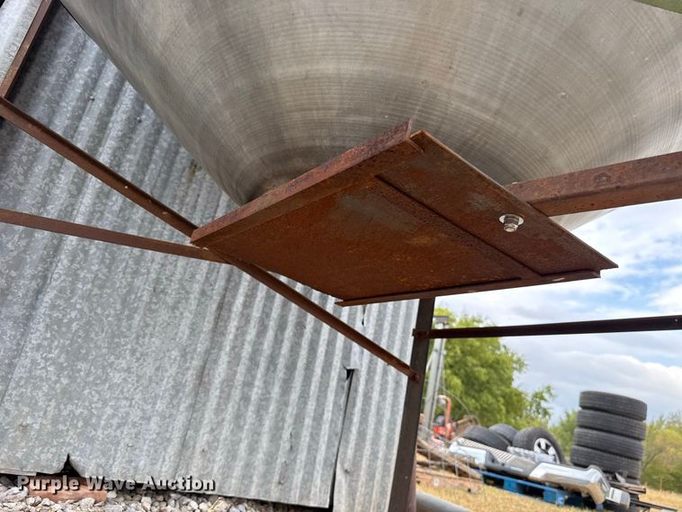 image for item FC4311 Midwest grain bin