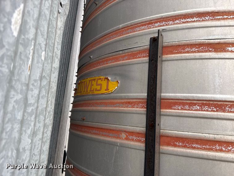 image for item FC4311 Midwest grain bin