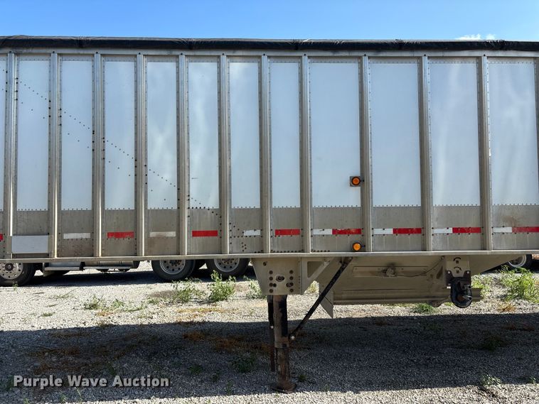 image for item FG0542 2008 Cornhusker Ultra-Lite grain trailer