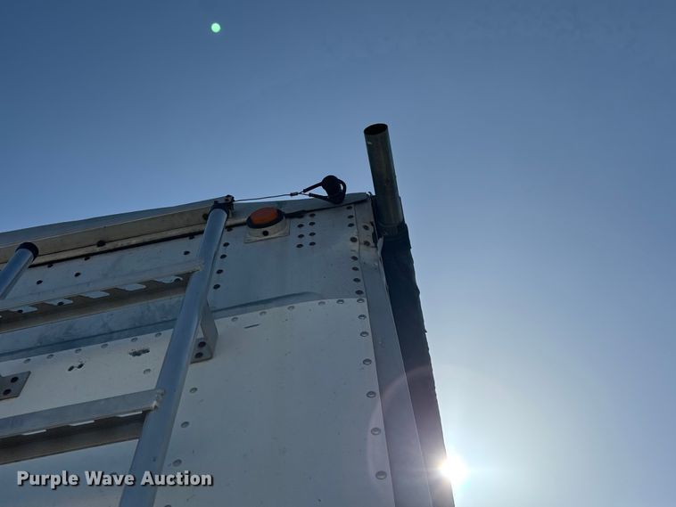 image for item FG0542 2008 Cornhusker Ultra-Lite grain trailer