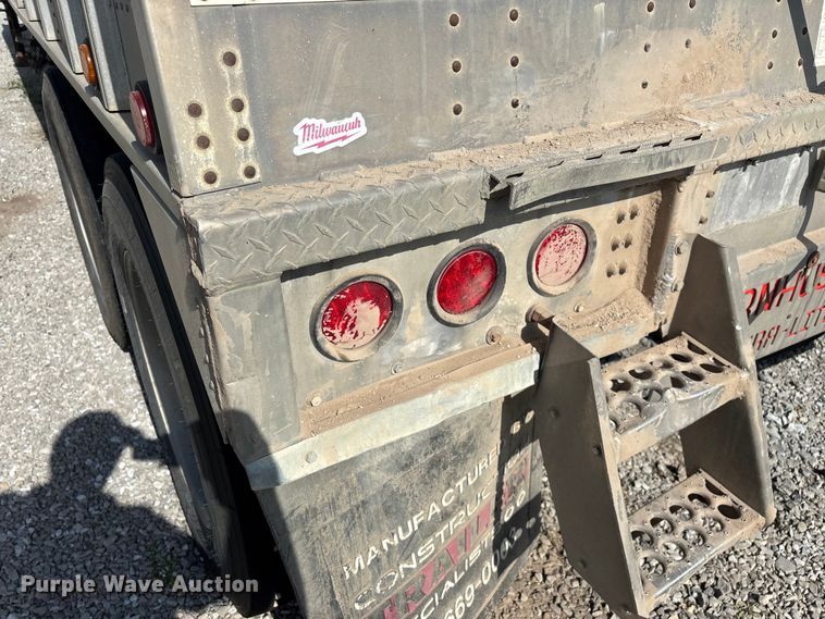 image for item FG0542 2008 Cornhusker Ultra-Lite grain trailer