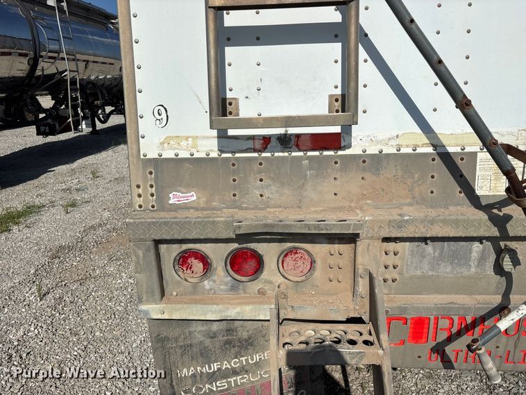 image for item FG0542 2008 Cornhusker Ultra-Lite grain trailer