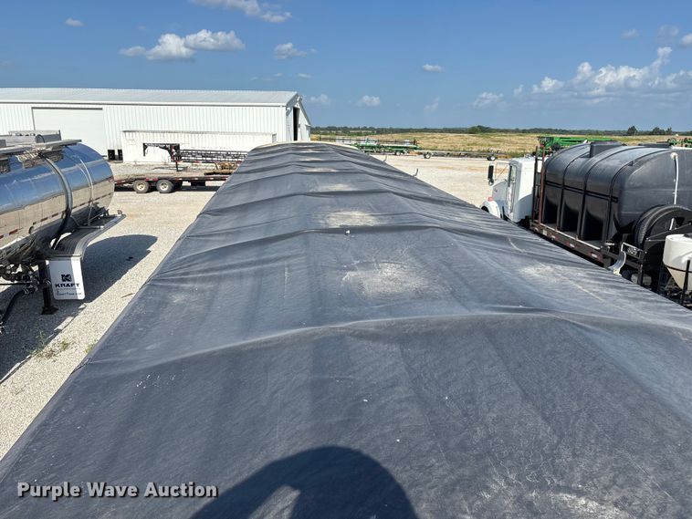 image for item FG0542 2008 Cornhusker Ultra-Lite grain trailer