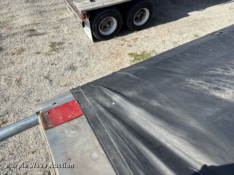 image for item FG0542 2008 Cornhusker Ultra-Lite grain trailer