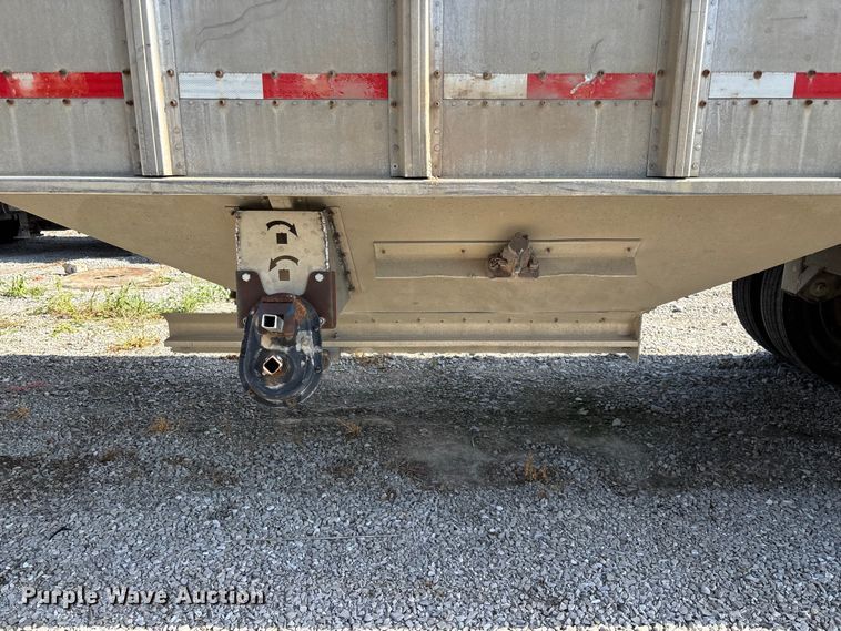 image for item FG0542 2008 Cornhusker Ultra-Lite grain trailer
