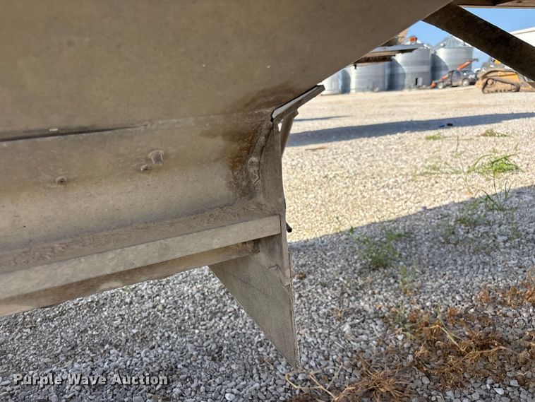 image for item FG0542 2008 Cornhusker Ultra-Lite grain trailer
