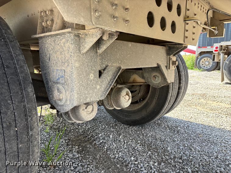 image for item FG0542 2008 Cornhusker Ultra-Lite grain trailer