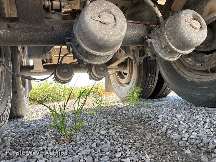 image for item FG0542 2008 Cornhusker Ultra-Lite grain trailer