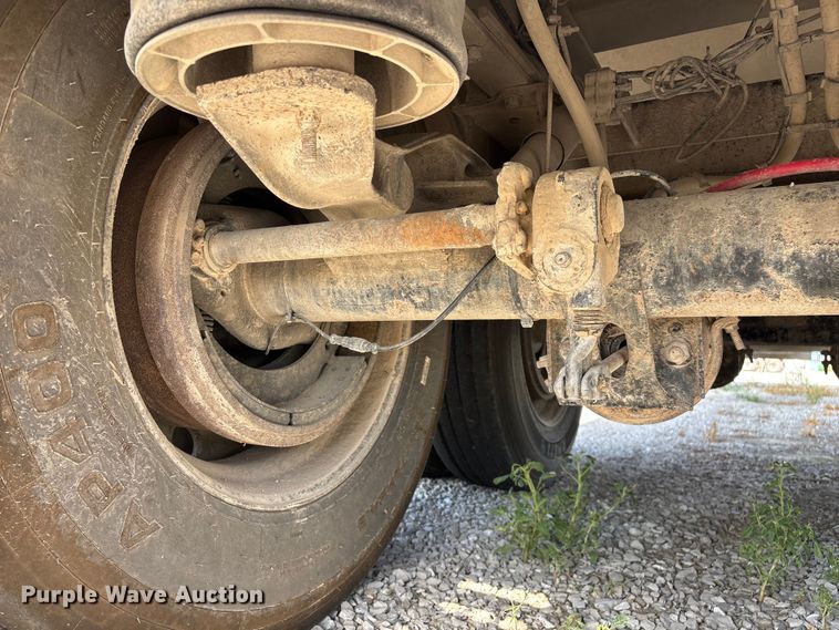 image for item FG0542 2008 Cornhusker Ultra-Lite grain trailer