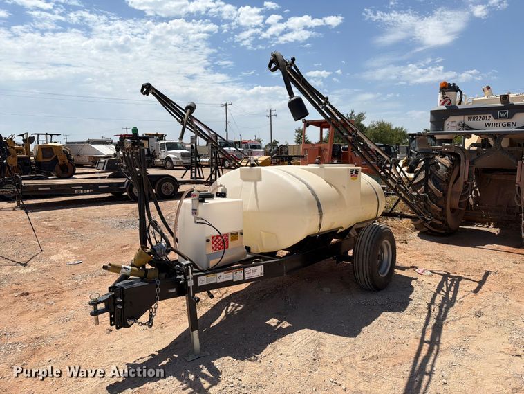 Wylie sprayer trailer