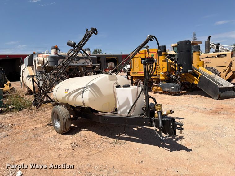 image for item FI0369 Wylie sprayer trailer
