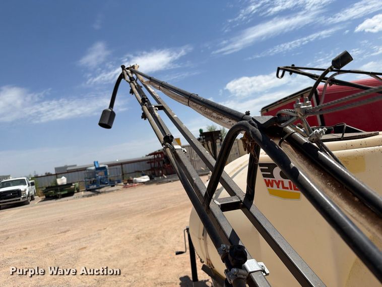 image for item FI0369 Wylie sprayer trailer