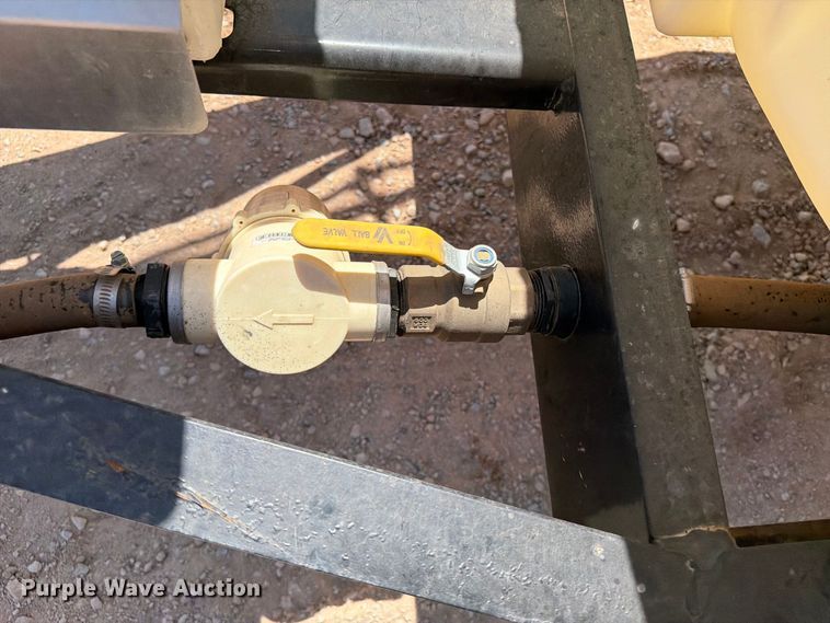 image for item FI0369 Wylie sprayer trailer