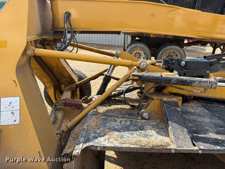 image for item FI0379 2024 Vermeer TM1210 disc mower