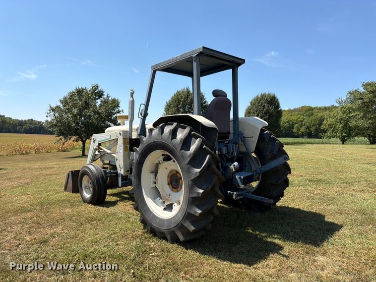 image for item FK3399 Fiat 900E tractor