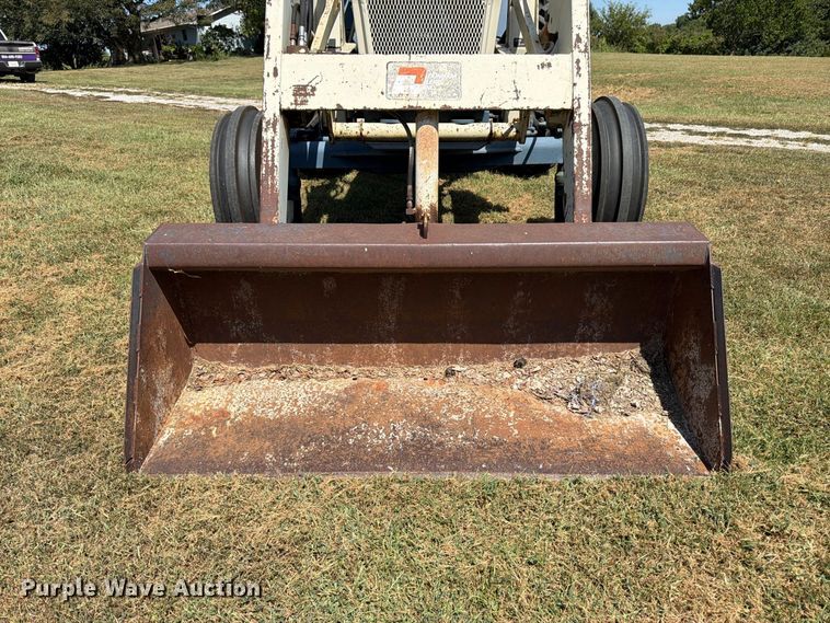 image for item FK3399 Fiat 900E tractor