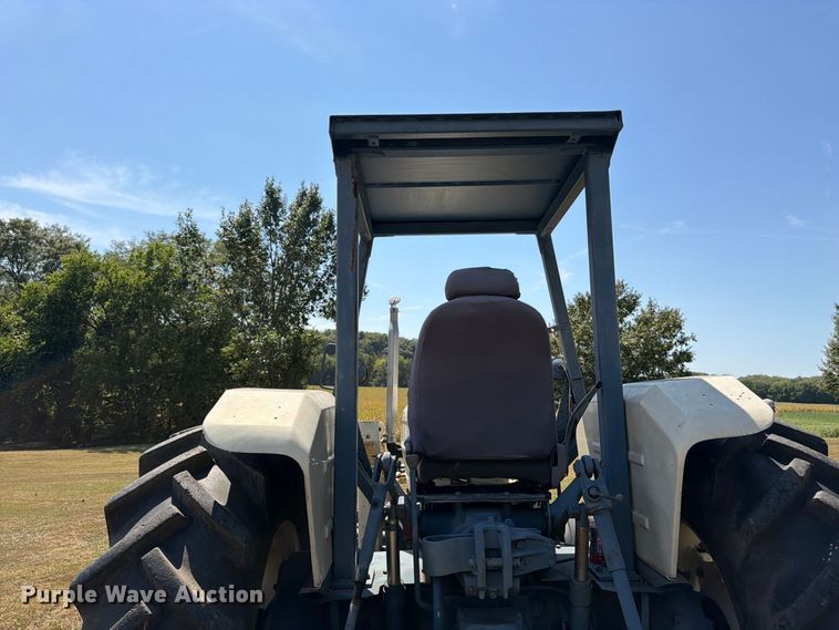 image for item FK3399 Fiat 900E tractor