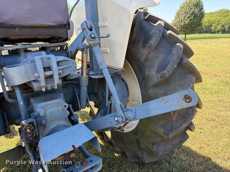 image for item FK3399 Fiat 900E tractor