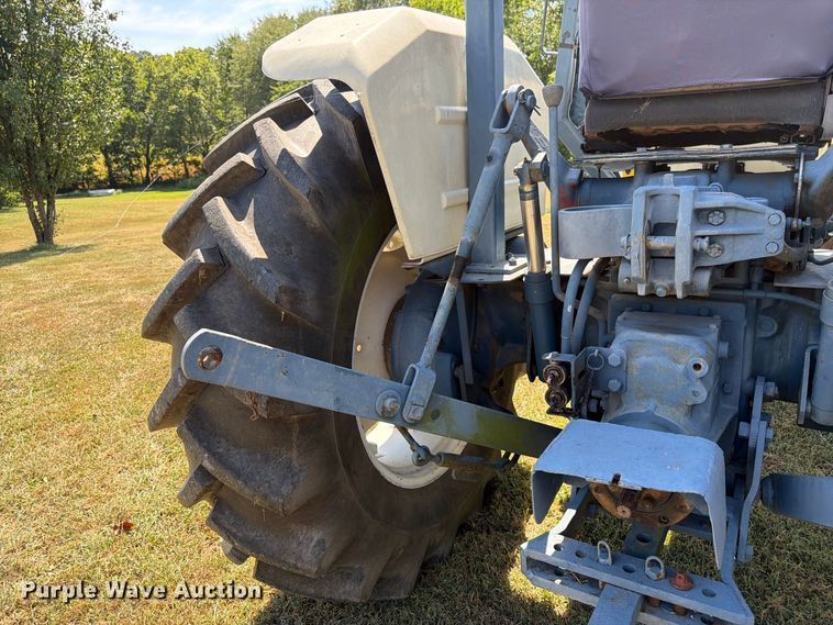 image for item FK3399 Fiat 900E tractor