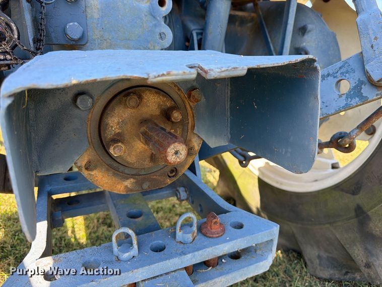 image for item FK3399 Fiat 900E tractor